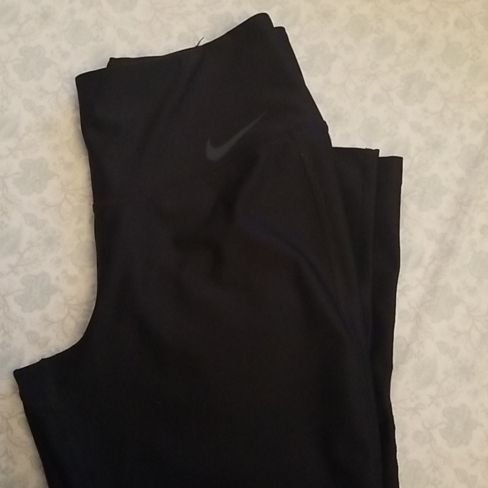 Nike cropped XS legging